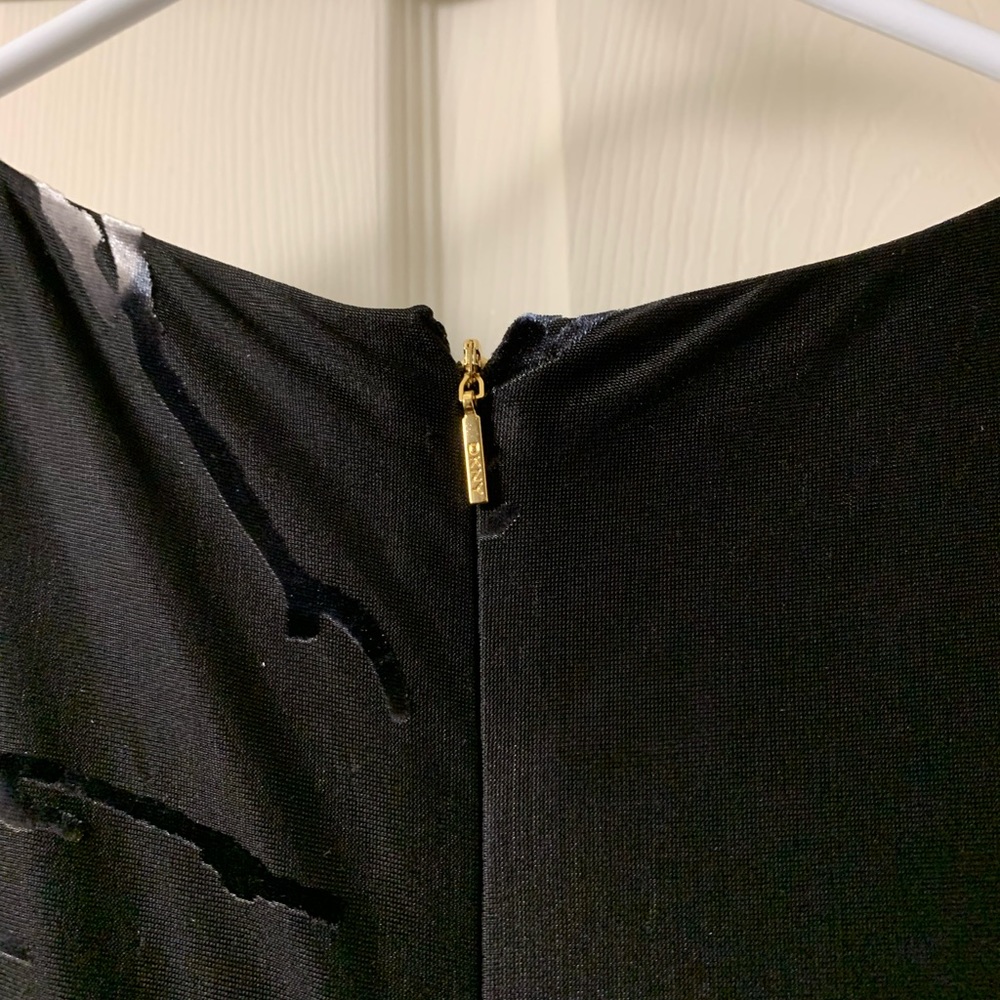 Asymmetrical Stretch Velvet Satin Black Dress Donna Karan - Picture 9 of 9